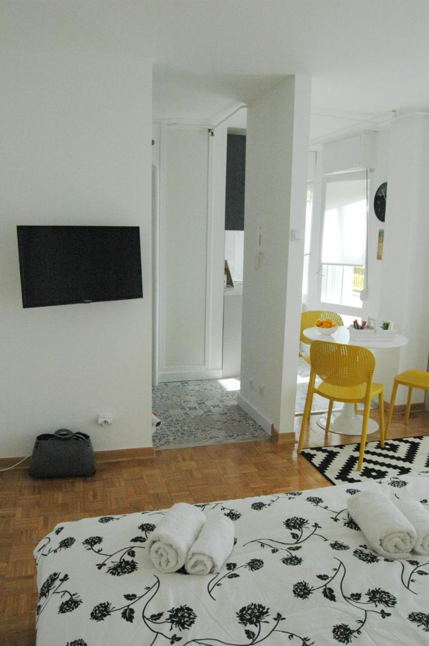 Five Lägenhet Belgrad Exteriör bild